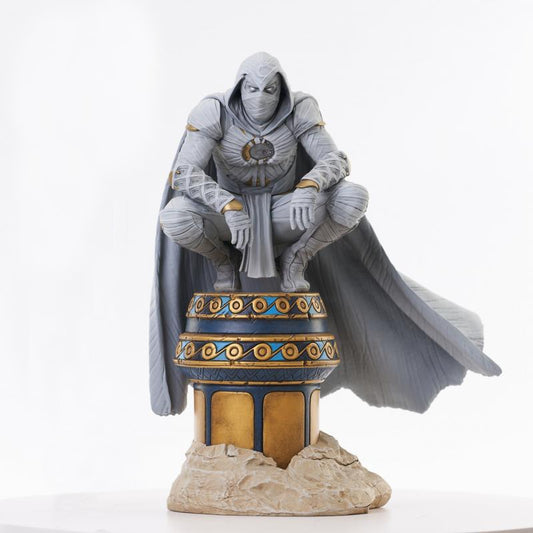 Diamond Select Toys Marvel Gallery Moon Knight PVC Diorama Statue