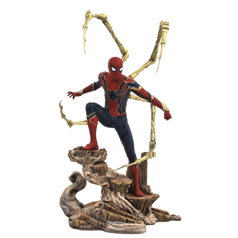 Diamond Select Toys Marvel Iron Spider-Man Avengers 3 Gallery PVC Figure