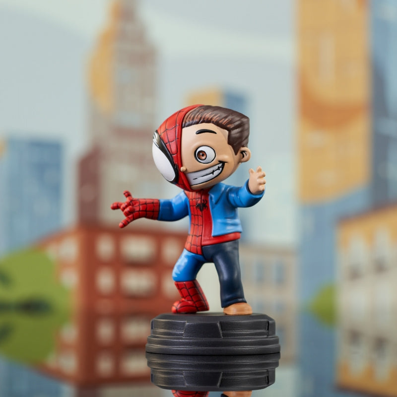 Diamond Select Toys Marvel Peter Parker Animated Statue