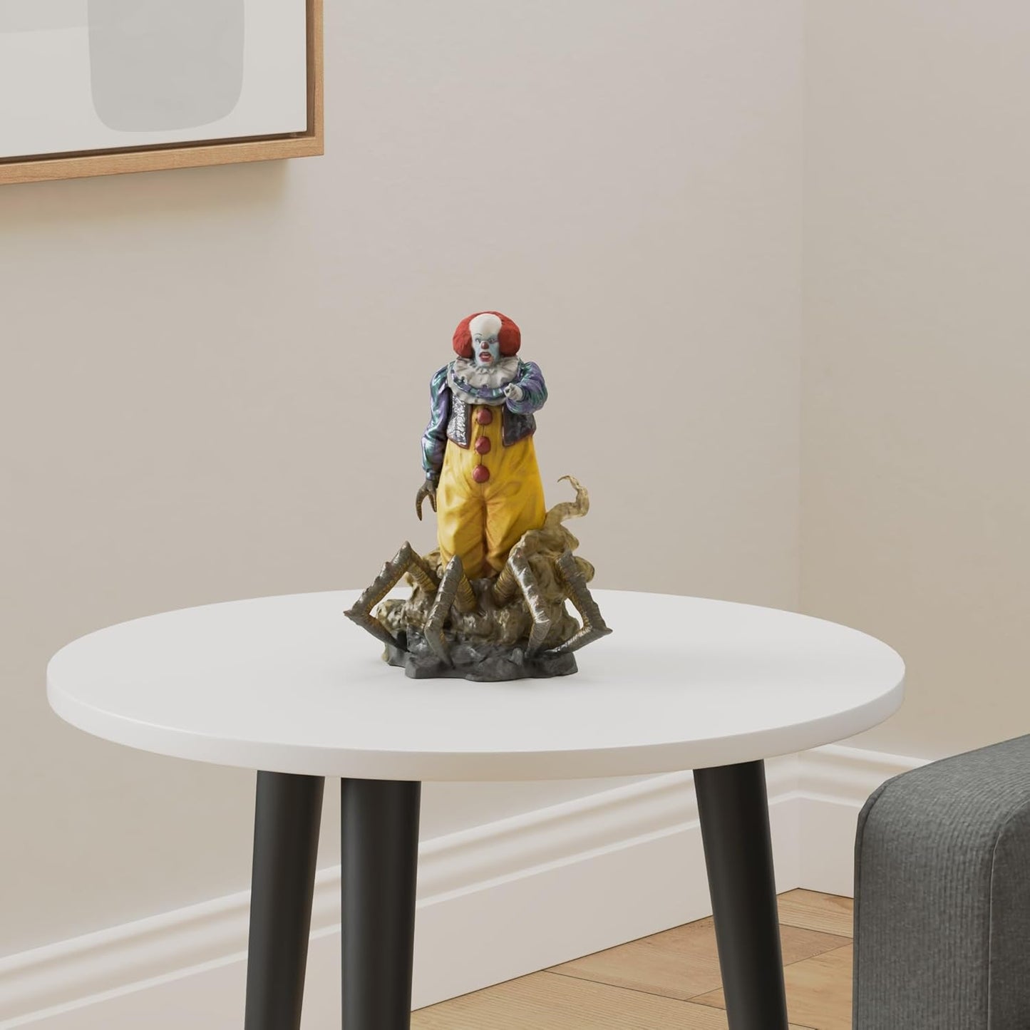 Diamond Select Toys IT 1990 Pennywise Gallery PVC Statue