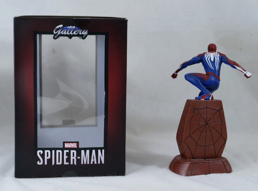 Diamond Select Toys Marvel Spider-Man PS4 Gallery PVC Figure