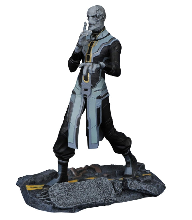 Diamond Select Toys Marvel Ebony Maw Avengers 3 Gallery PVC Figure