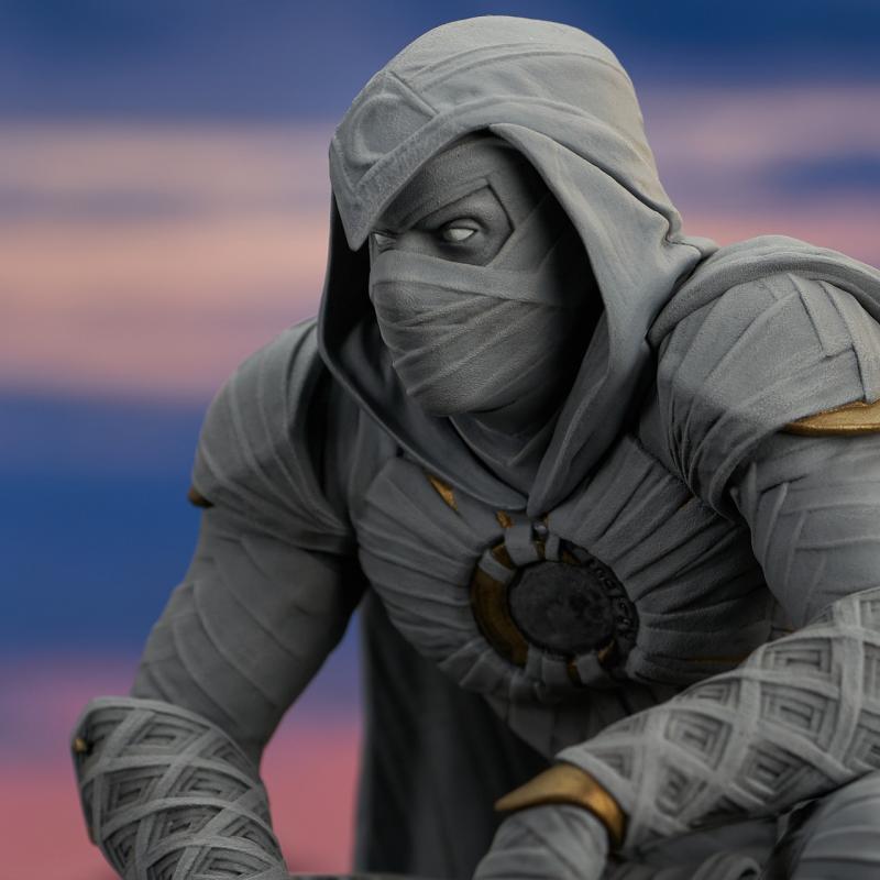 Diamond Select Toys Marvel Gallery Moon Knight PVC Diorama Statue