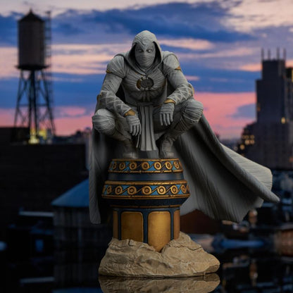 Diamond Select Toys Marvel Gallery Moon Knight PVC Diorama Statue