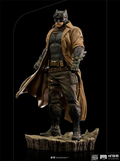 Iron Studios DC Zack Snyder’s Justice League Knightmare Batman BDS Art Scale 1/10 Statue