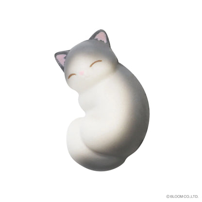 iBloom Squishy ★Capsule Toys★ Cuddly Sleeping Cats 2 Kawaii Soft Scented Slow Rising Stress Relief