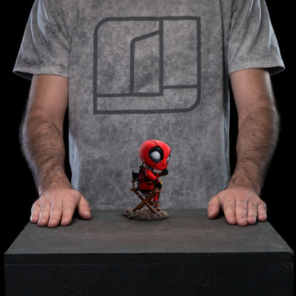 Iron Studios Deadpool & Wolverine Deadpool MiniCo Statue