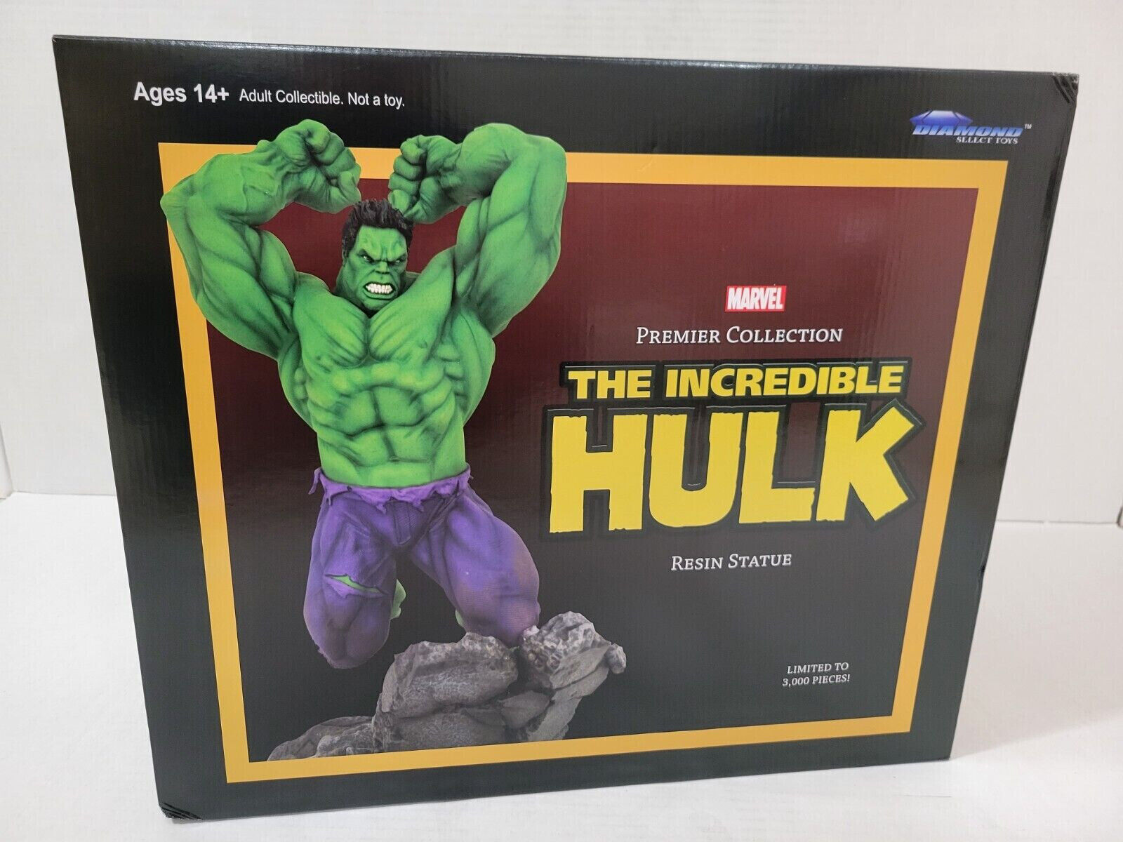 Diamond Select Toys Marvel Hulk Comic Premier Collection Statue
