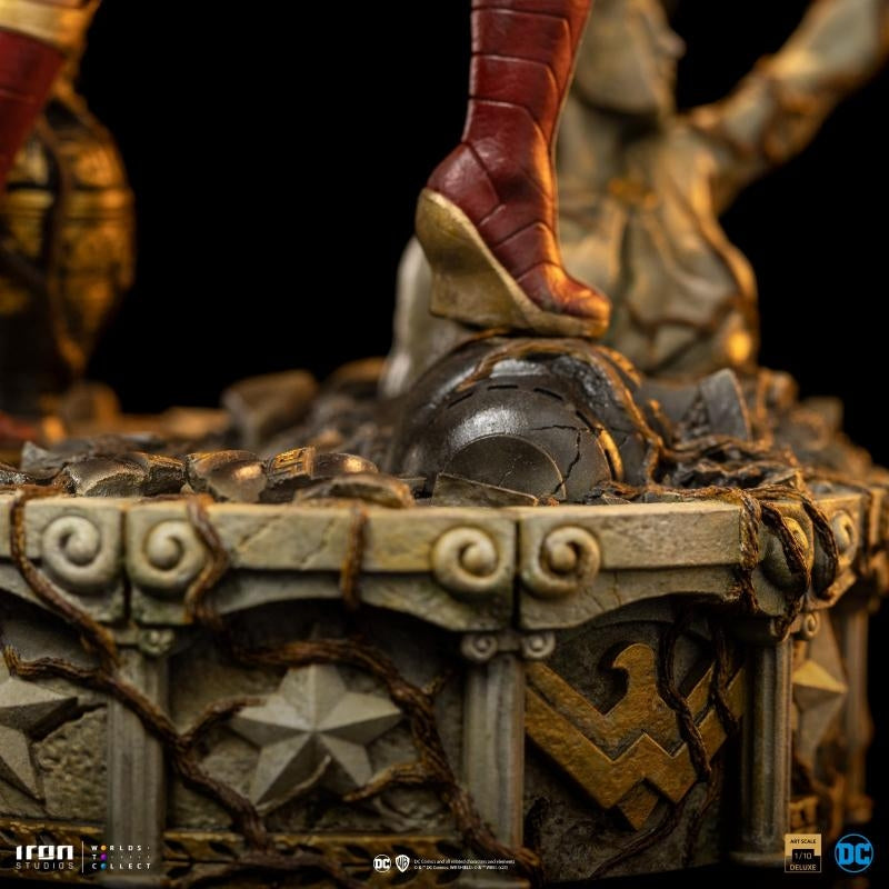 Iron Studios DC Wonder Woman Unleashed BDS Art Scale 1/10 Statue
