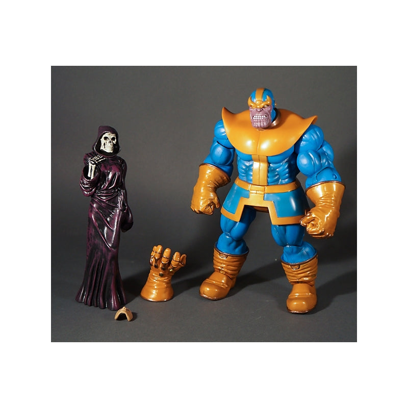Diamond Select Toys Marvel Thanos with Removable Infinity Gauntlet and Unarticulated Death Select Action Figure