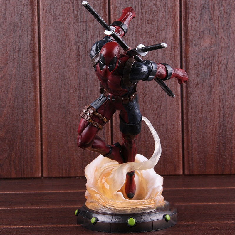 Diamond Select Toys Marvel Comics Deadpool Gallery PVC Diorama Statue