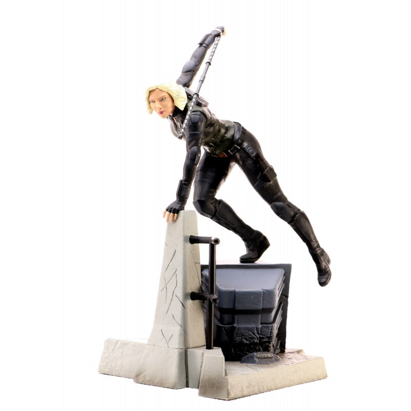 Diamond Select Toys Marvel Black Widow Avengers 3 Gallery PVC Statue