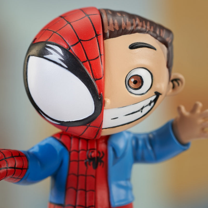 Diamond Select Toys Marvel Peter Parker Animated Statue