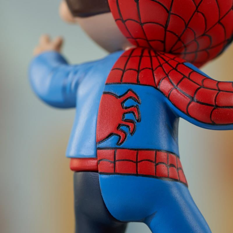 Diamond Select Toys Marvel Peter Parker Animated Statue