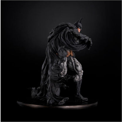 Union Creative DC Batman Hard Black Ver. SOFBINAL 14'' Vinyl Figure