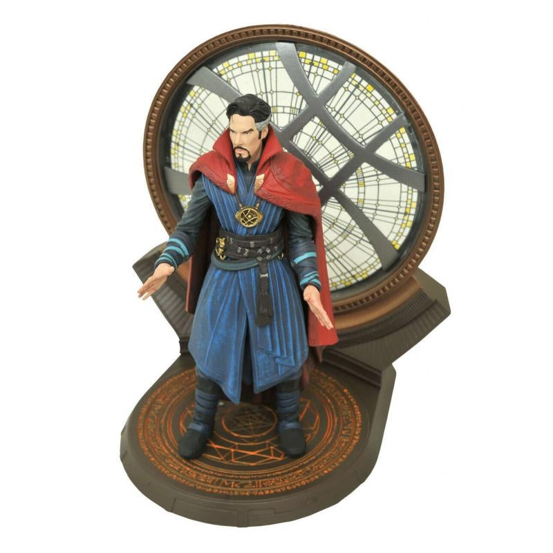 Diamond Select Toys Marvel Dr. Strange Movie Version 2 Action Figure