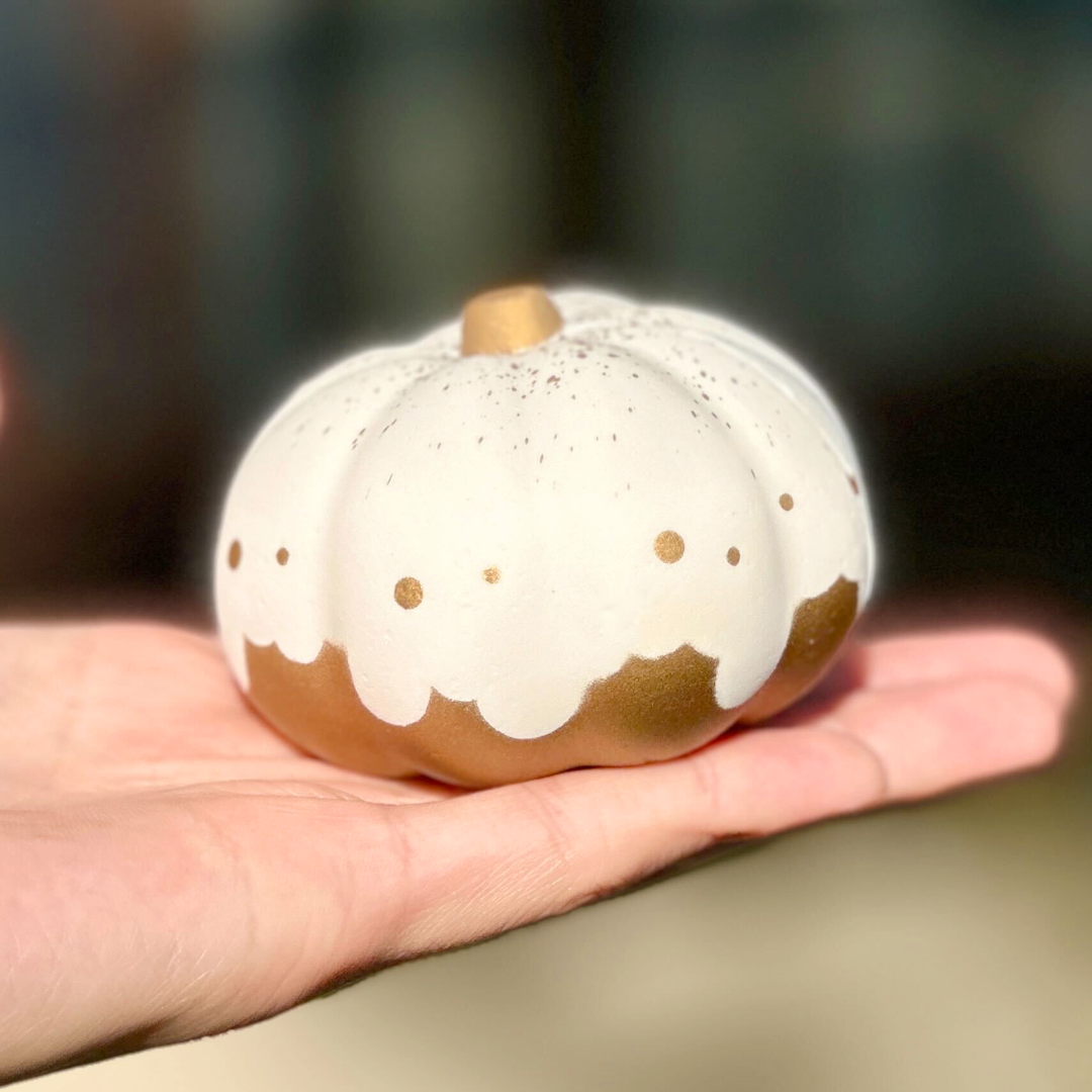 iBloom Squishy The Dream Witch's Pumpkin Kawaii Soft Scented Slow Rising Stress Relief